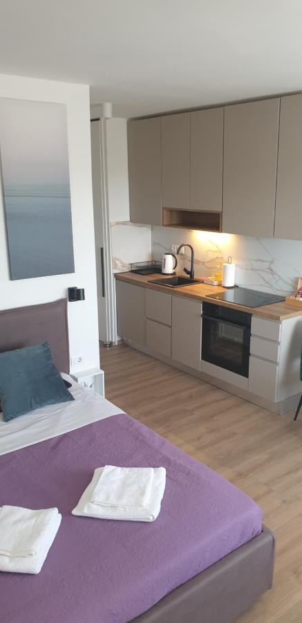 Studio Apartment Hana Pula Exteriör bild